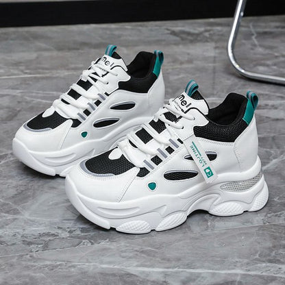 Sneakers Lettering Platform