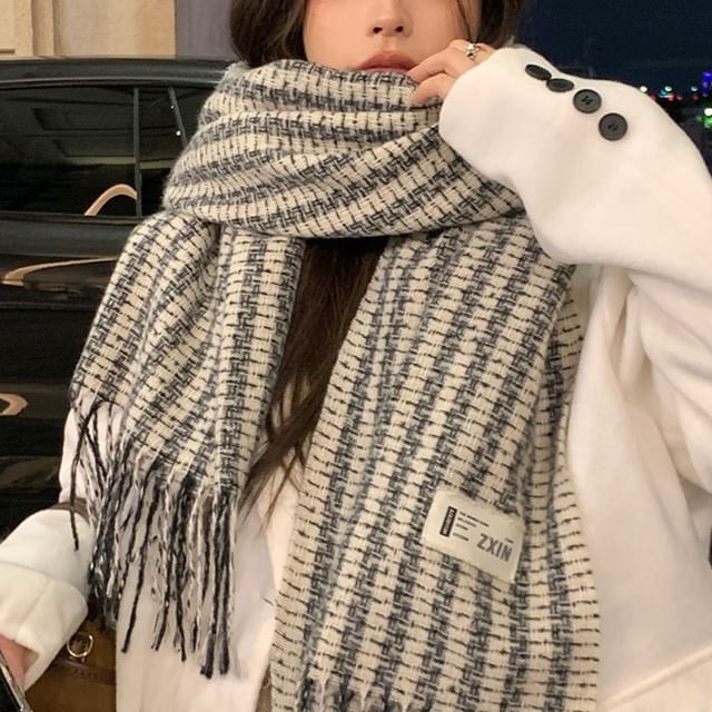 Scarf Label Applique Patterned Tasseled