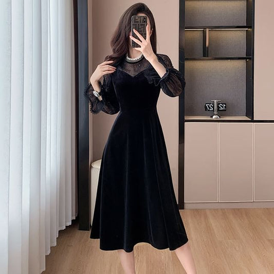 Long-Sleeve Crew Neck Lace Trim Velvet Midi A-Line Dress