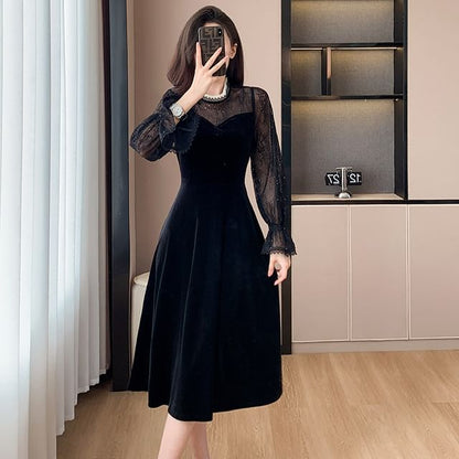 Long-Sleeve Crew Neck Lace Trim Velvet Midi A-Line Dress