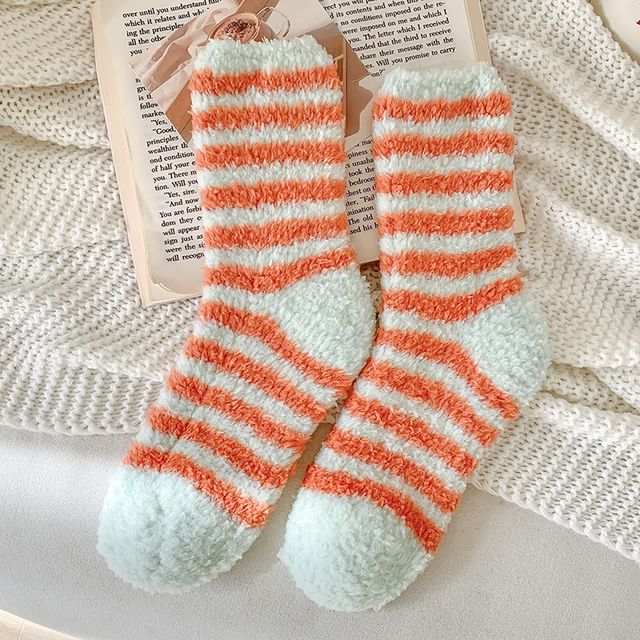 Striped Fleece Socks / Set