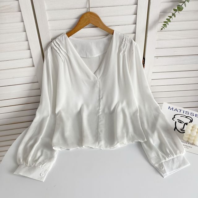 Long-Sleeve V-Neck Plain Pintuck Blouse