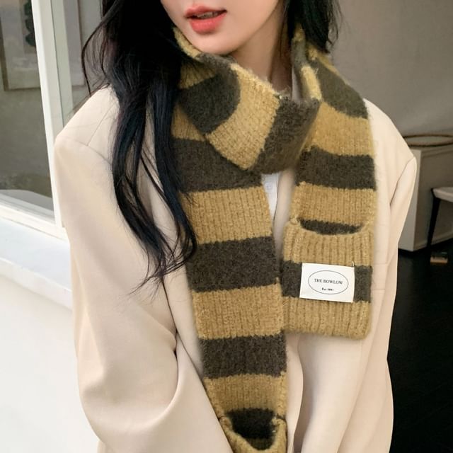 Striped Knit Scarf Light
