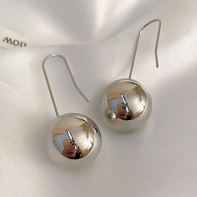 (Various Silver Designs) Earring Tone