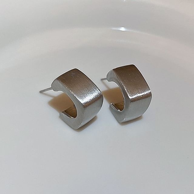 Silver Earring (Various Tone Designs)