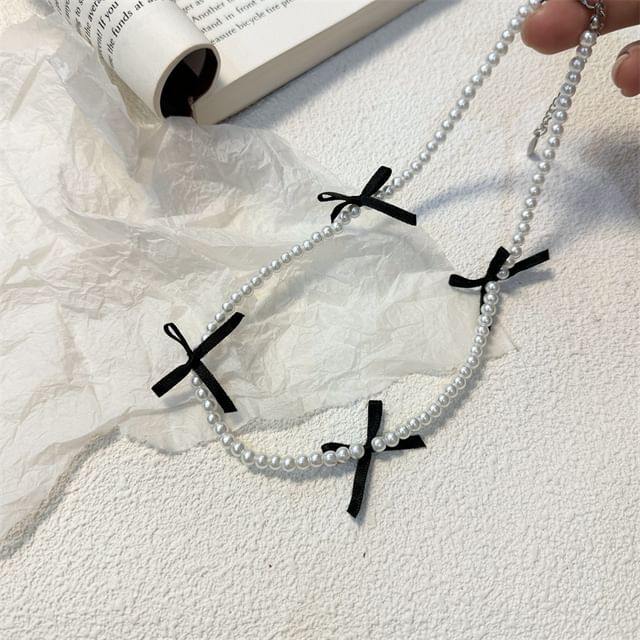 Pearl Ribbon Faux Choker