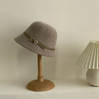 Hat Belt Cloche