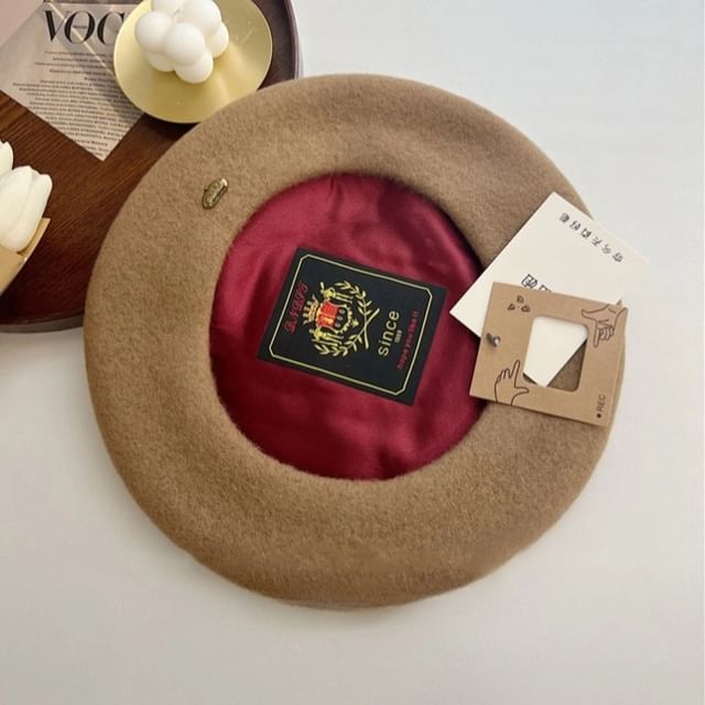 Wool Hat Plate Beret Metal