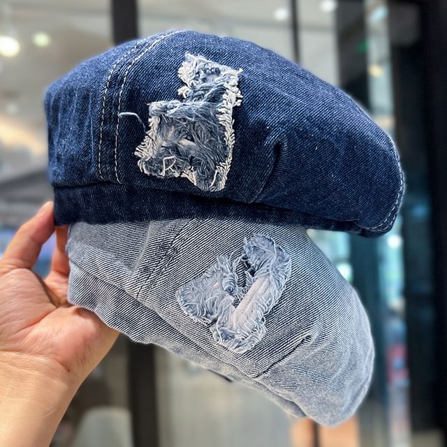 Washed Beret Denim Distressed
