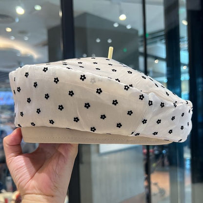 Mesh Print Beret Floral