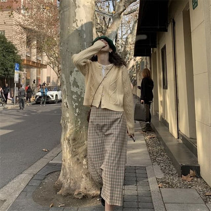 Knit Button-Up Cable Plain Cardigan