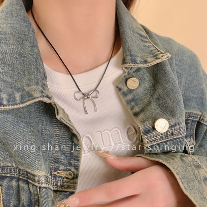 Necklace Pendant Cord Bow