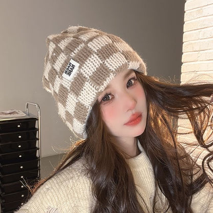 Lettering Knit Beanie Applique Checker