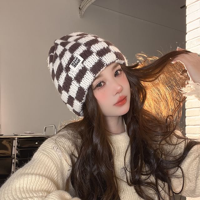 Lettering Knit Beanie Applique Checker