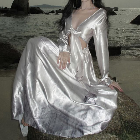 Maxi Dress Cutout V-Neck Long-Sleeve A-Line