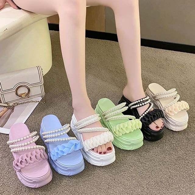 Faux Platform Pearl Sandals