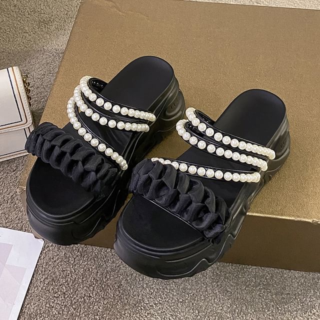 Faux Platform Pearl Sandals