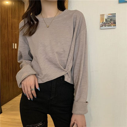 Long-Sleeve Crew Neck T-Shirt