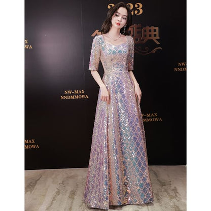 Robe trapèze longue irisée à manches aux coudes et col rond