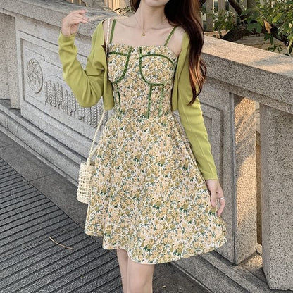 Dress Spaghetti Square Floral Cardigan Print Front Open Mini / Neck A-Line Strap Plain Crop