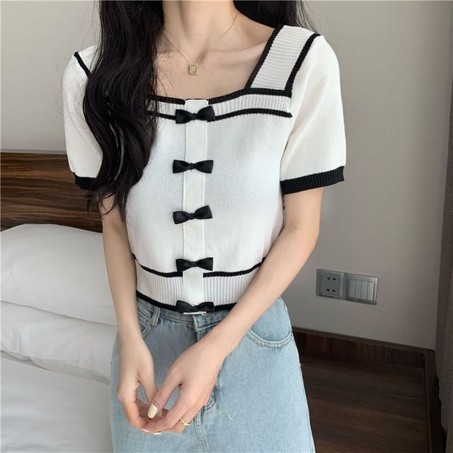 Square Short-Sleeve Top Neck Knit Bow