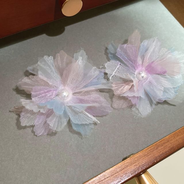 Floral Pearl Ear Stud Faux Mesh