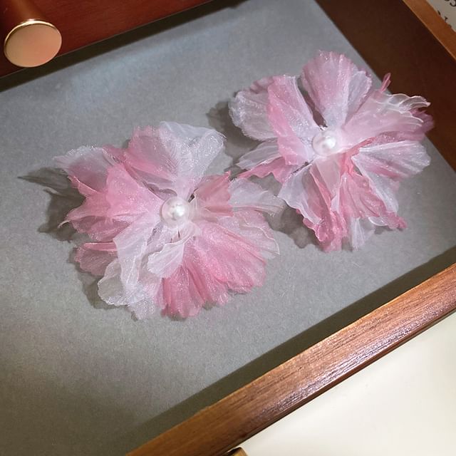 Floral Pearl Ear Stud Faux Mesh