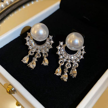 Faux Drop Rhinestone Fringed Earring Pearl