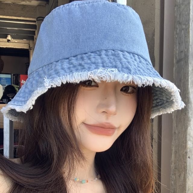 Bucket Hat Denim Fringed