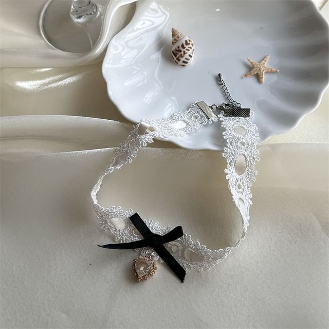 Rhinestone Lace Choker