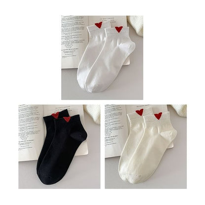 Heart Patterned Short Socks Set