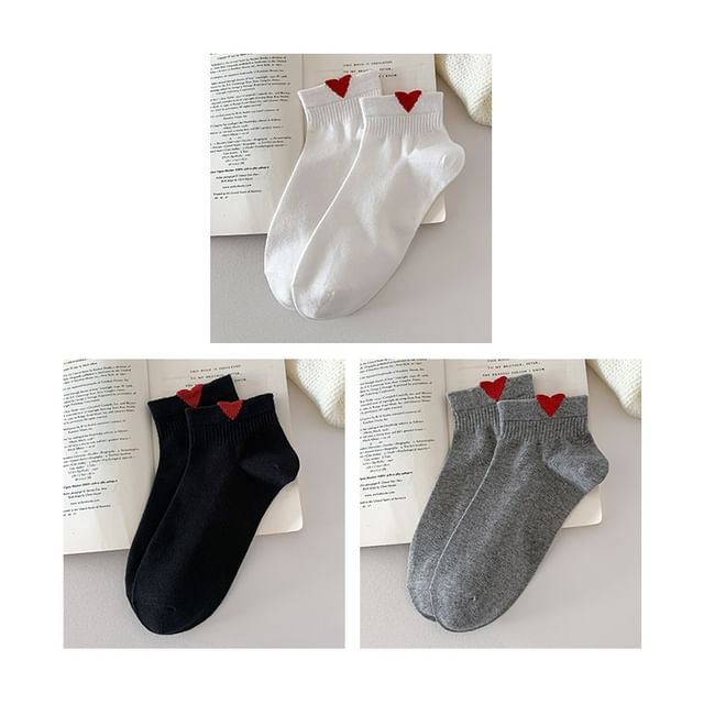 Heart Patterned Short Socks Set