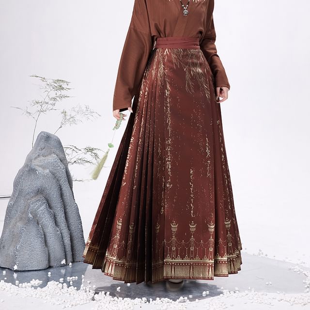 Traditional Chinese Long-Sleeve Top / Pleated Maxi A-Line Skirt