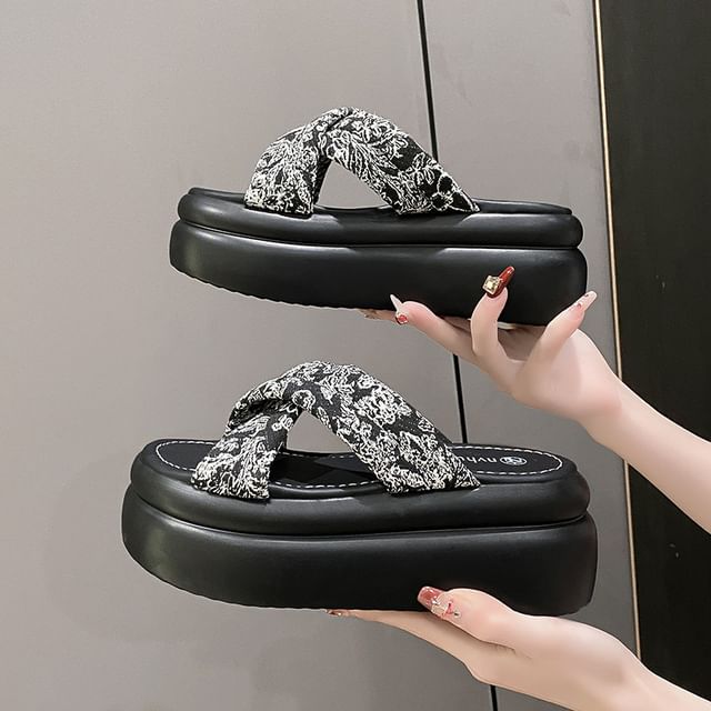 Slide Sandals Jacquard Floral Platform