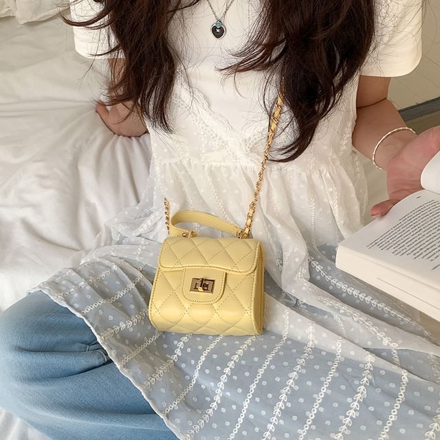 Strap Chain Bag Crossbody Flap Quilted