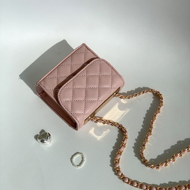 Crossbody Strap Bag Flap Quilted Chain