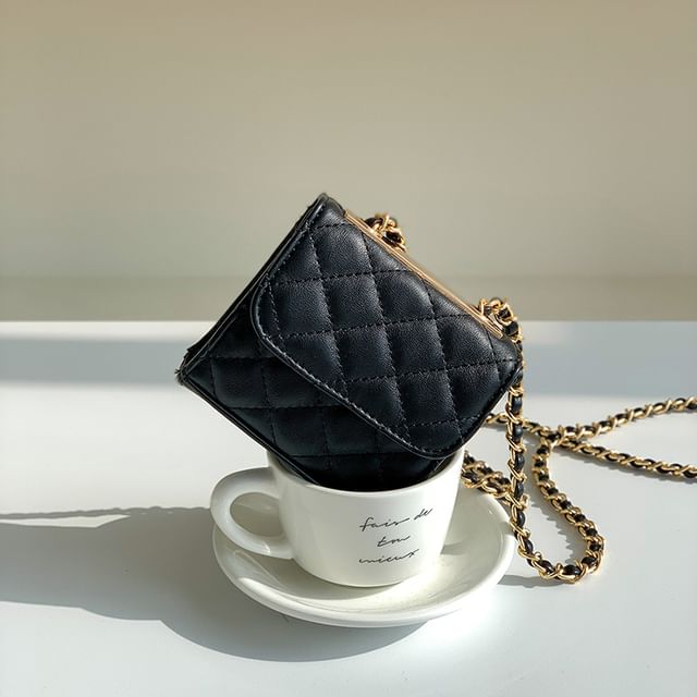 Crossbody Strap Bag Flap Quilted Chain