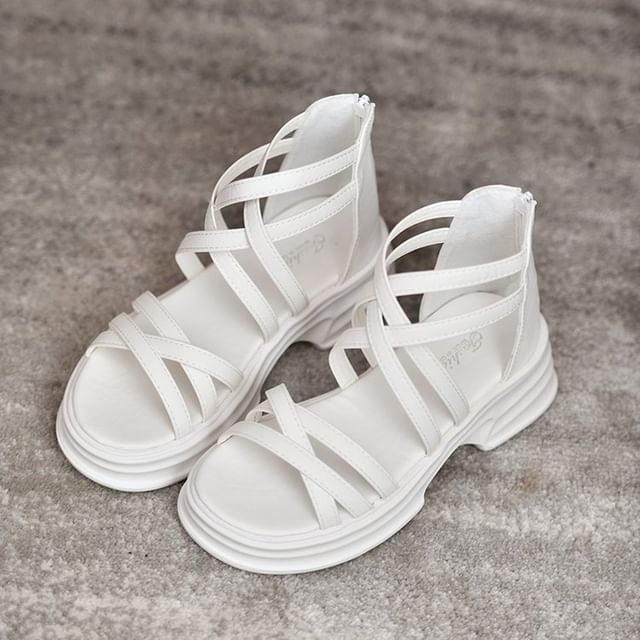 Plateau-Sandalen in schlichter Ausführung