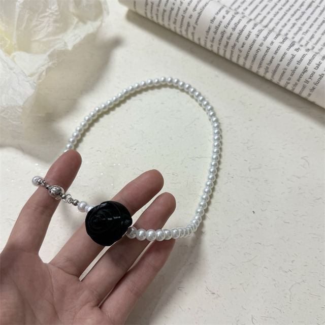 Floral Pearl Faux Necklace