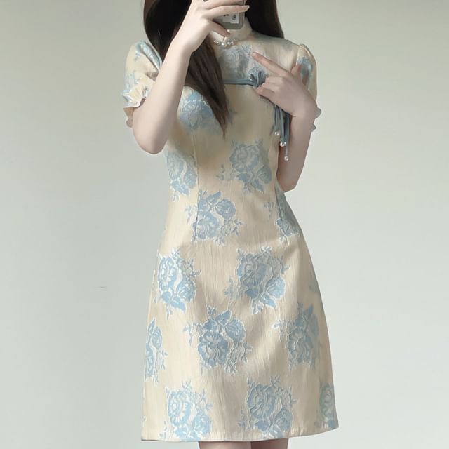 Puff-Sleeve Stand Collar Bow Mini A-Line Lace Dress