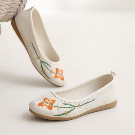 Embroidered Flower Flats