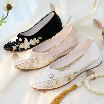Flats Embroidered Flower