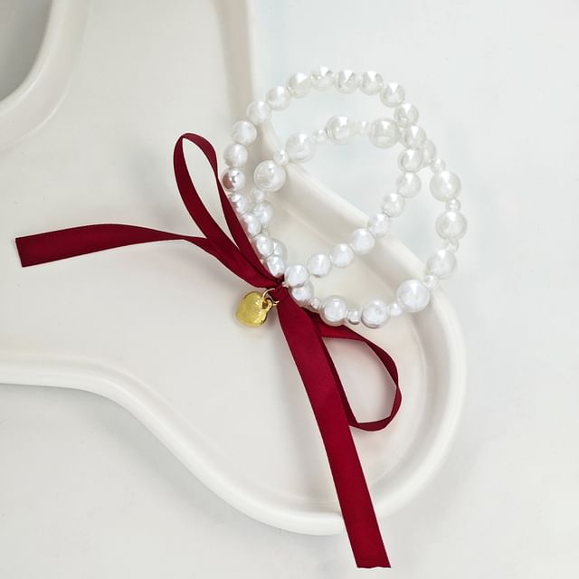 Bow Faux Pearl Bracelet