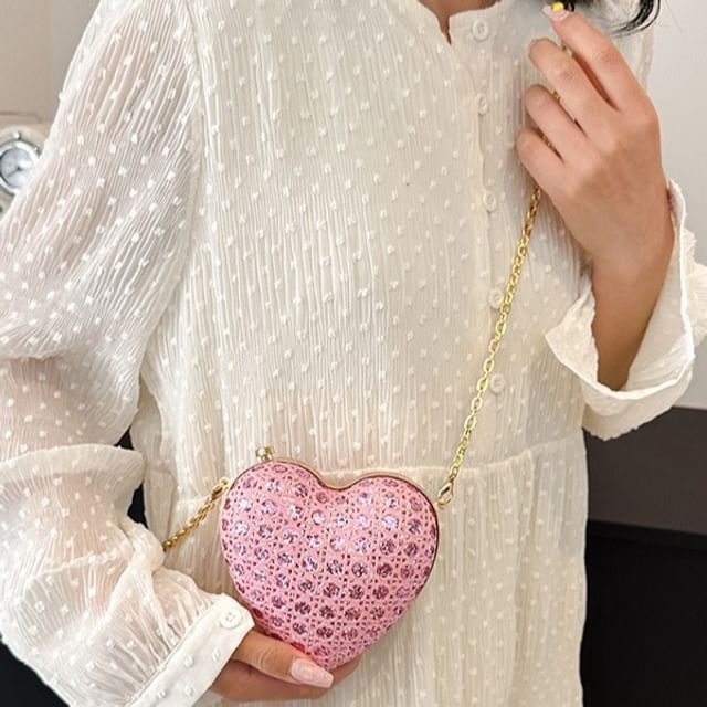 Heart Strap Crossbody Chain Bag