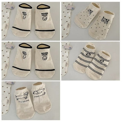 Two Tone Embroidered Low Cut Socks Set