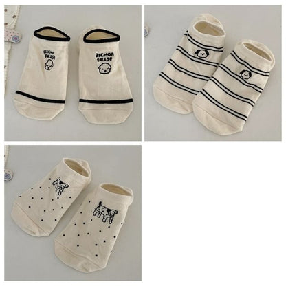 Two Tone Embroidered Low Cut Socks Set