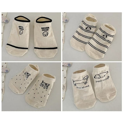 Two Tone Embroidered Low Cut Socks Set