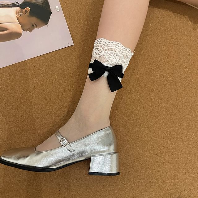 Lace Trim Bow Socks