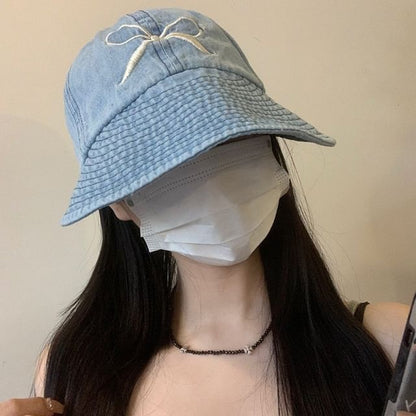 Brim Denim Embroidered Cap Wide Washed Bow