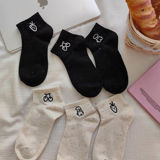 Chaussettes brodées